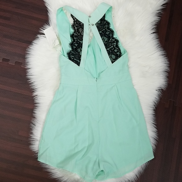NWT Tobi Mintgreen & Black Lace Romper - Picture 4 of 8